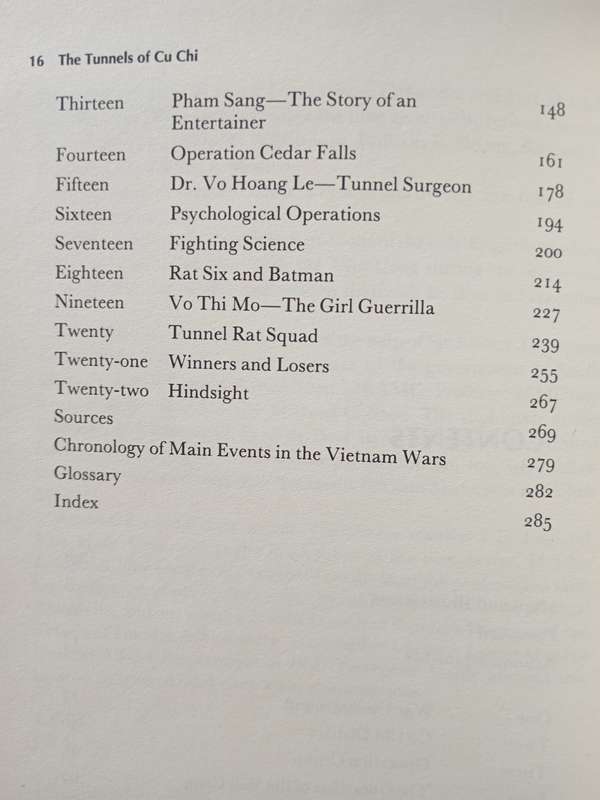 The Tunnels og Cu Chi by Tom Mangold & John Penycate
