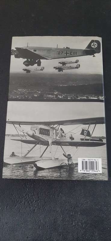 Phoenix Triumphant - The Rise and Rise of the Luftwaffe by E.R. Hooton