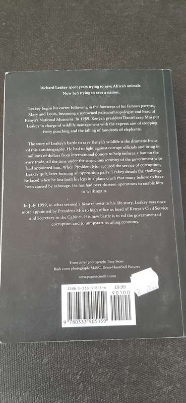 Wildlife Wars by Richard E. Leakey