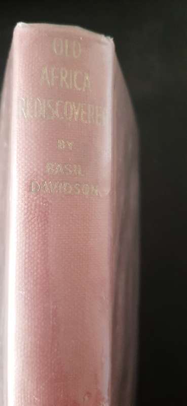 Old Africa Rediscovered by Basil Davidson