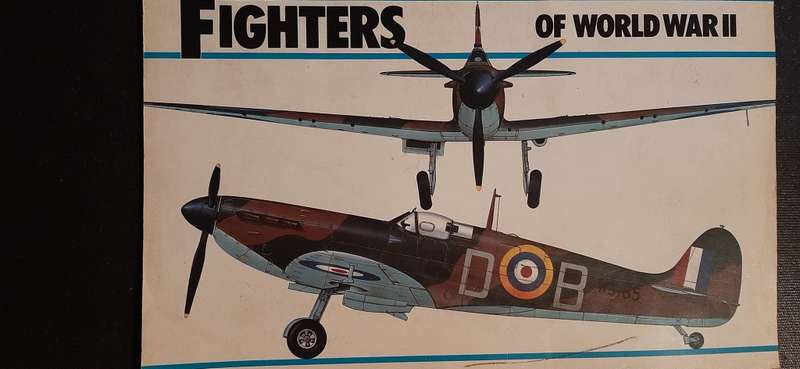 Fighters of World War II - Text by David Donald, artwork by Keith Fretwell and Ichiro Hasegawa