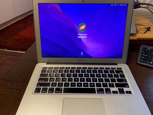 Macbook Air  13`inch (early 2015)