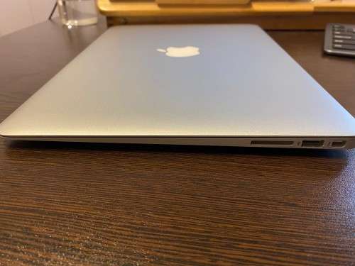 Macbook Air  13`inch (early 2015)