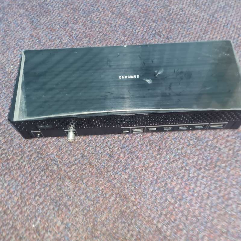 SAMSUNG SOC1002BA ONE CONNECT BOX