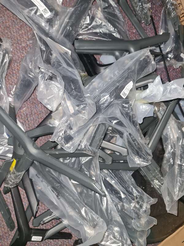 SAMSUNG 43TU8000/43TU7000 LEGS