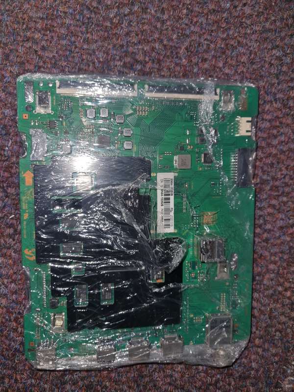 SAMSUNG BN94-15352B MAIN BOARD FOR SMART TV