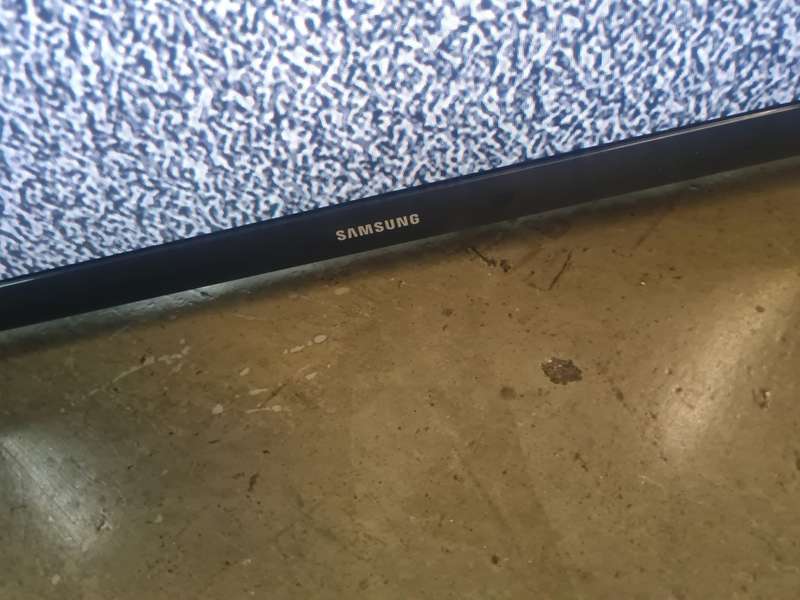 SAMSUNG 32inch HD LED TV
