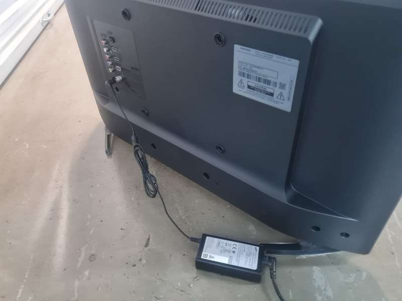 SAMSUNG 32inch HD LED TV