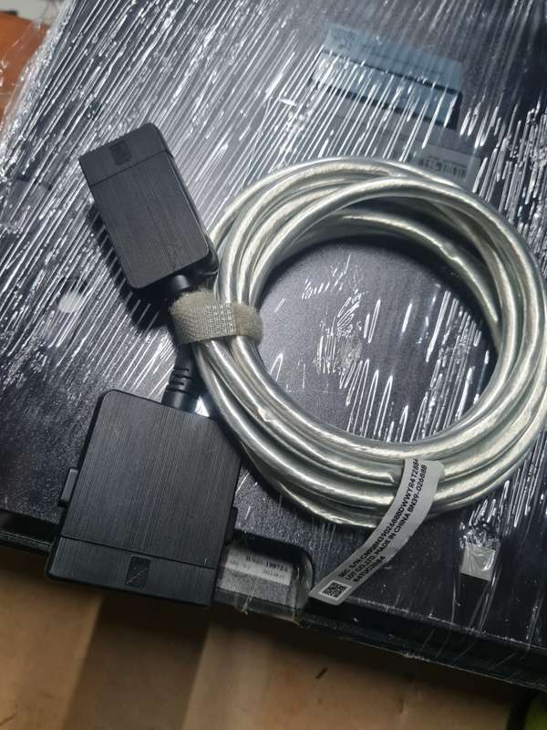 SAMSUNG SOC8006BA ONE CONNECT BOX