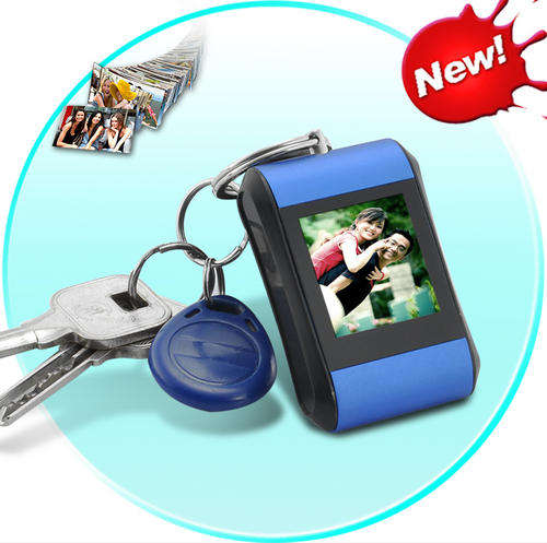1.5 Inch Keychain Digital Photo Frame (Blue) - F44