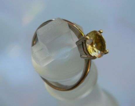 9K white gold 1ct Citrine ring  .Size L {6}