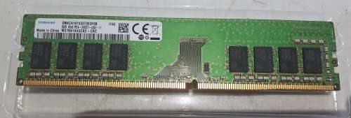 ( Pics Of Actual Ram) Excellent  1 x 8Gb DDR4 2400 (Samsung) 2 X Avail