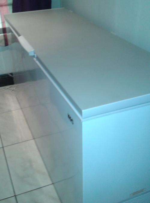 K.I.C 572L Chest Freezer