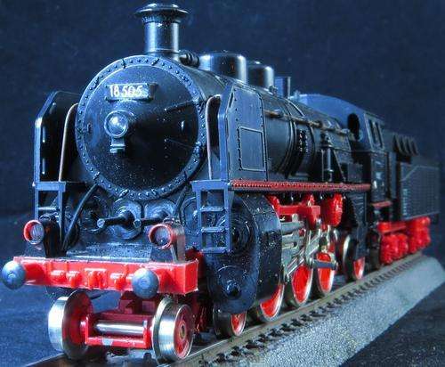 Lima Boxed HO Steam Loco L BR18.