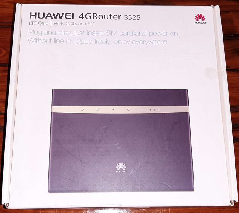 HUAWEI LTE WIFI ROUTER B525 4G/5G (TAKES A SIMCARD) LIKE NEW