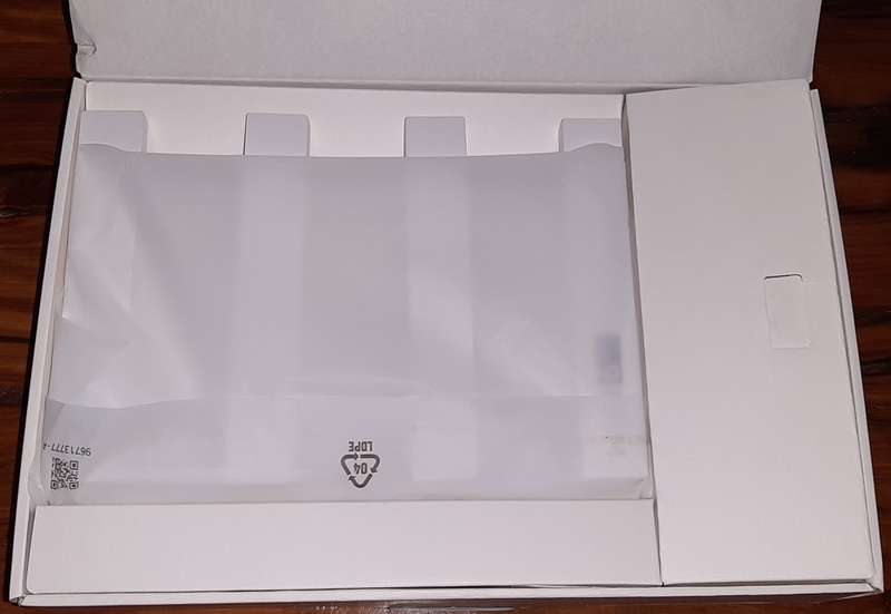 HUAWEI AX3 WIFI ROUTER LIKE NEW