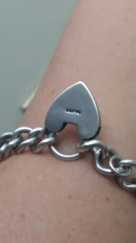 Stunning Vintage Solid Sterling Silver Charm Bracelet   -  weight 46 grams - Immaculate Condition