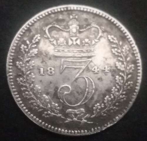 Great Britain silver 3 Pence  1844 -  Queen Victoria "Young Head" Threepence