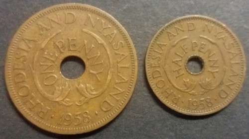 RHODESIA & NYASALAND 1958 PENNY & HALF PENNY / 1P & 1/2P SET