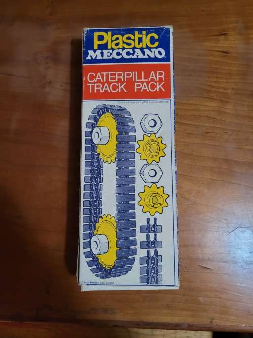 Meccano-Plastic Caterpillar Track Pack 1973