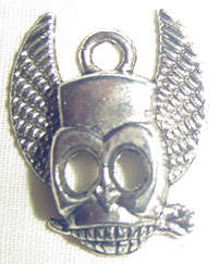 25x20mm Freaky Skull with Rose in Teeth Pendant in Silvertone Metal