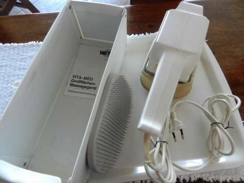 Vita-Med Hand held Massager. This is a large surface Gyrator/Massager