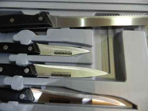 Knife Set Stainless Steel. Stainless rostfrei inox in carry case.  Mixed set most knives are new. (1