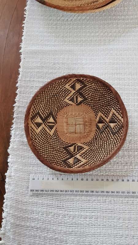 African Binga baskets. Set of 3x baskets, handmade with natural materials.