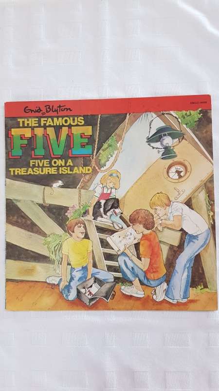 Vintage Vinyl Music LP Records. Title: The Famous Five, Five on a Treasure Island  Enid Blyton