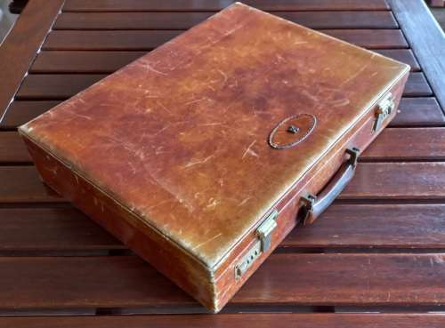 Leather briefcase, Brand: Assima.