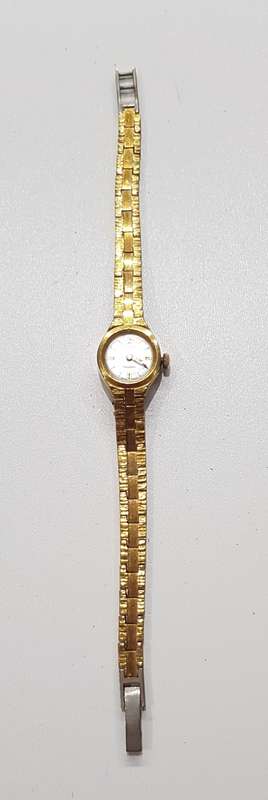 Vintage Ladies Rotary Incabloc mechanical hand wind wrist watch. c1970s.  Swiss made.