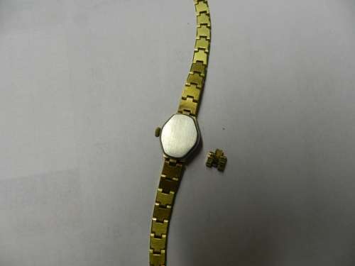Vintage Ladies Rotary Incabloc mechanical hand wind wrist watch. c1970s.  Swiss made.