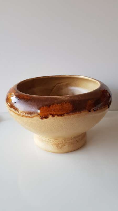 Indoor flower pot/planter. Vintage Large earthen ware Pot with glazed rim. Warm mustard brown hues.