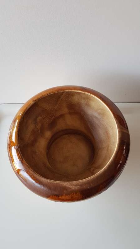 Indoor flower pot/planter. Vintage Large earthen ware Pot with glazed rim. Warm mustard brown hues.