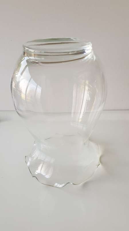 Glass Flower vases. Large glass vase with scalloped edge. Plain glass.