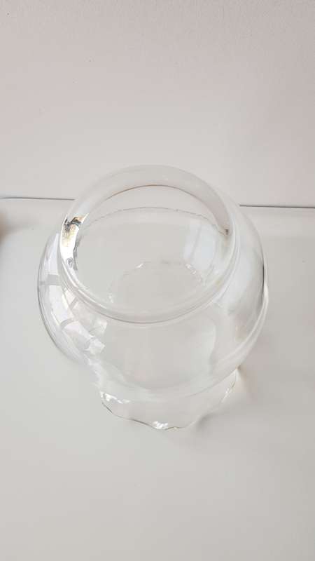 Glass Flower vases. Large glass vase with scalloped edge. Plain glass.