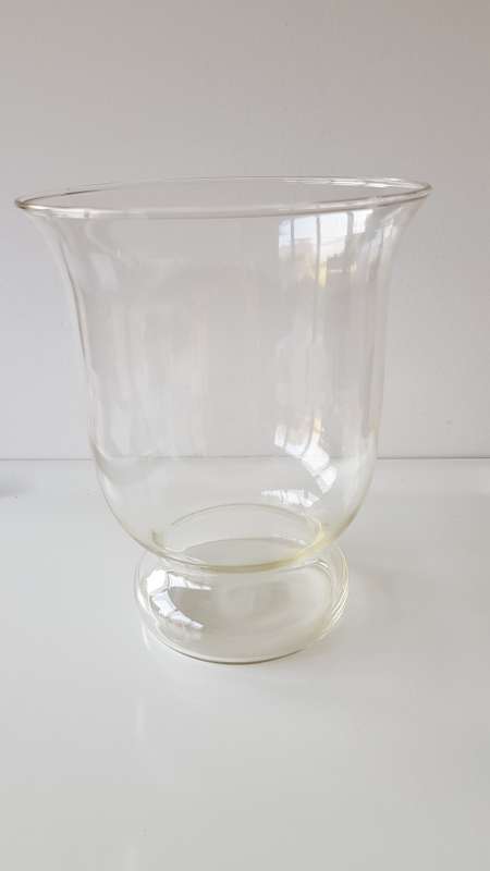 Glass Flower vases. Large glass flower vase with base. Plain thin glass.