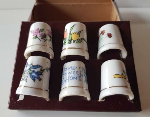 Vintage Thimble Set. Porcelain set of 6x (six) thimbles made in Taiwan.