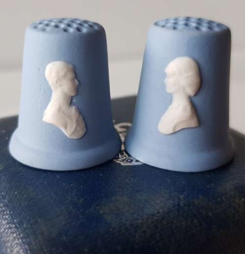 A collectors Set of Royal Wedding thimbles in blue jasperware by Wedgewood in original box