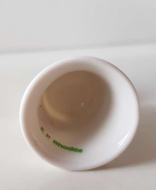 A Vintage collectors thimble. Thimble has two painted butterflies