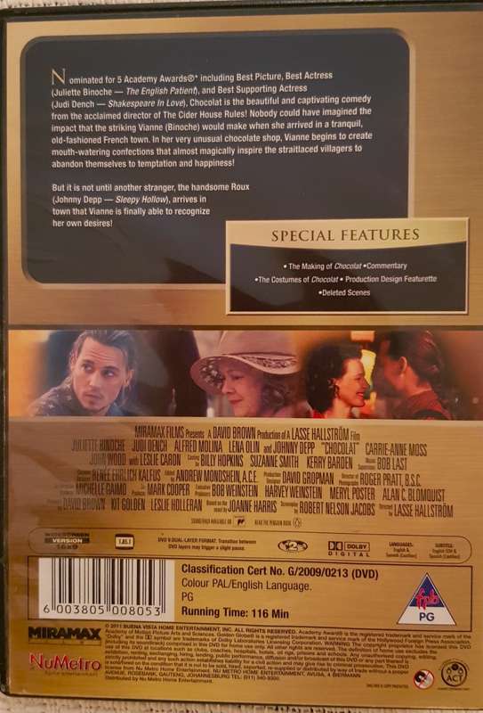 DVD Movie  Chocolat Juliette Binoche and Johnny Depp  Romance  PG.