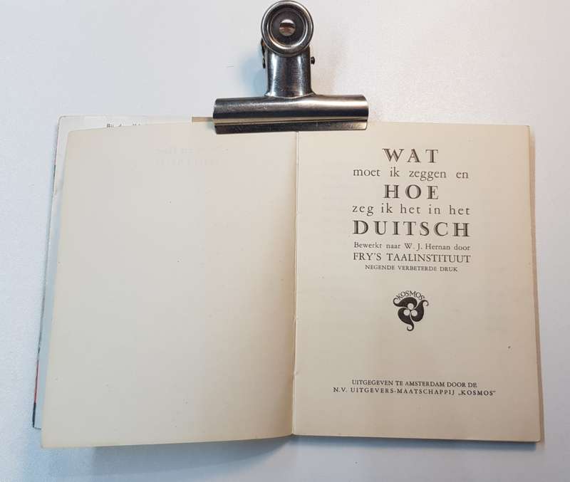 Vintage Tourist Language Guide 1950s.  Wat en Hoe zeg ik het in Duitsch.-