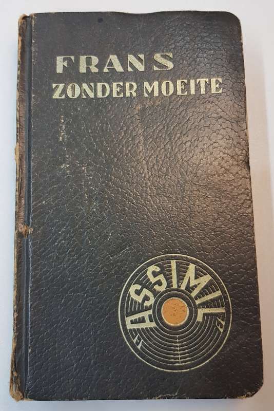 Vintage Dutch Language Guide 1945.  Booklet: Miniatuur Fransch zonder Moeite
