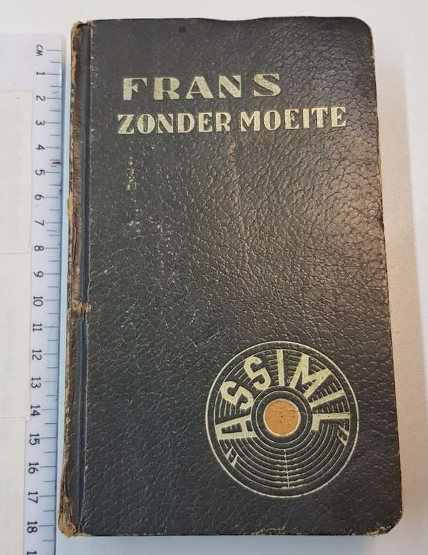 Vintage Dutch Language Guide 1945.  Booklet: Miniatuur Fransch zonder Moeite