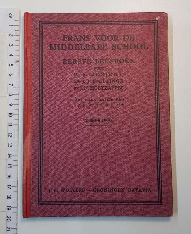 Vintage Language school  Text Book 1944.  Dutch book: Franse voor de Middelbare School  eerste lees