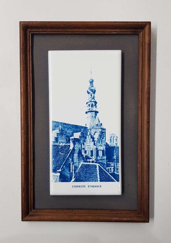 Vintage Framed Dutch Tile. 1x Dutch delft tile mounted on back board, in wooden frame