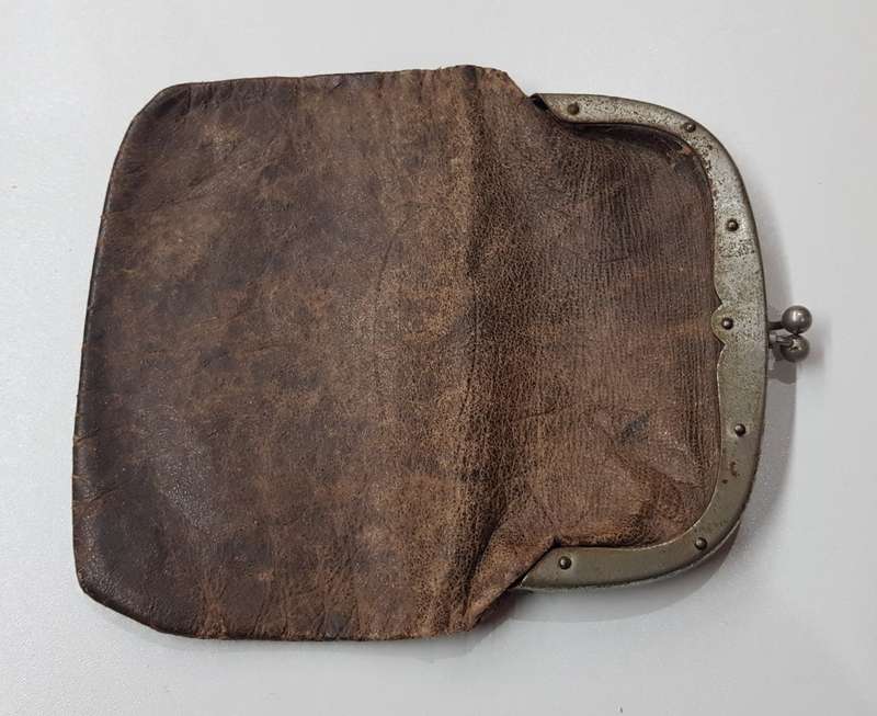 Antique collectables leather Coin Purse.   Early century authentic large Brown leather coin purse