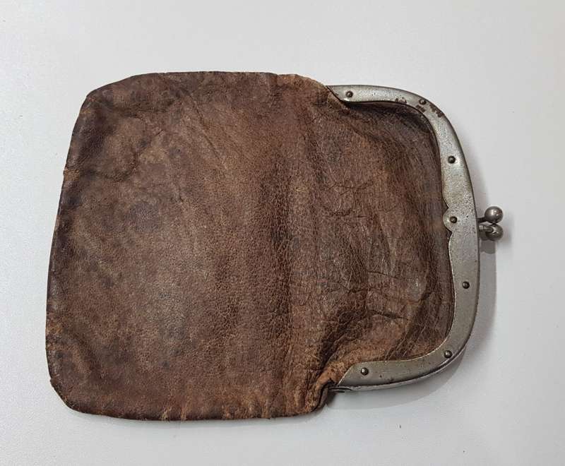 Antique collectables leather Coin Purse.   Early century authentic large Brown leather coin purse