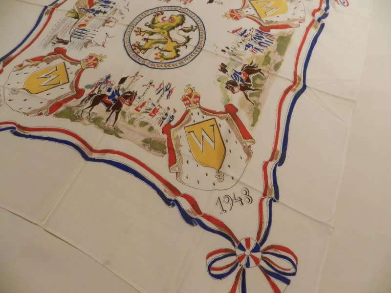 Vintage collectable Ladies scarf.  Souvenir Dutch Queen Wilhelmina 1898  1948