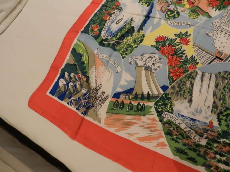 Vintage collectable Ladies scarf.  Souvenir Tourist South Africa: